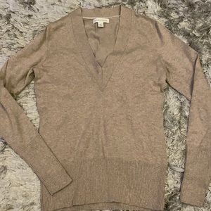 Banana Republic tan v-neck sweater